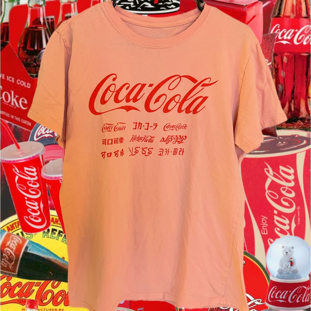 Coca Cola 🥤multilingual graphic tee